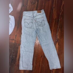 Levi Ribcage Straight ankle jeans